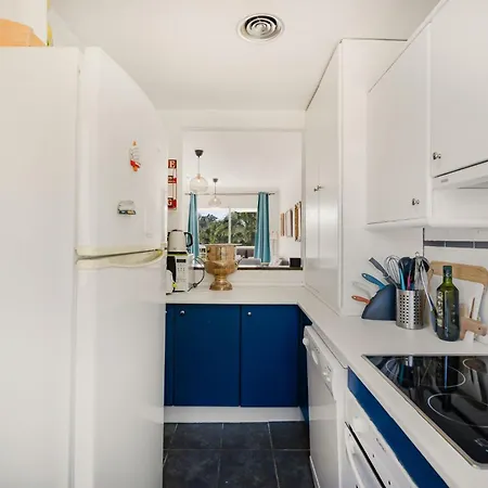 Nueva Andalucia, 2 Bedrooms Apartment