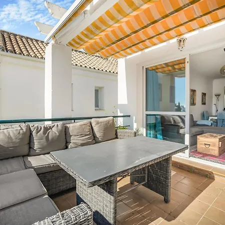 Nueva Andalucia, 2 Bedrooms Marbella