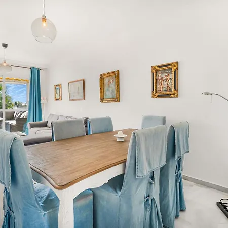 Nueva Andalucia, 2 Bedrooms Marbella