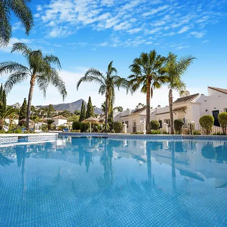 Nueva Andalucia, 2 Bedrooms Marbella