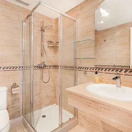 Nueva Andalucia, 2 Bedrooms *